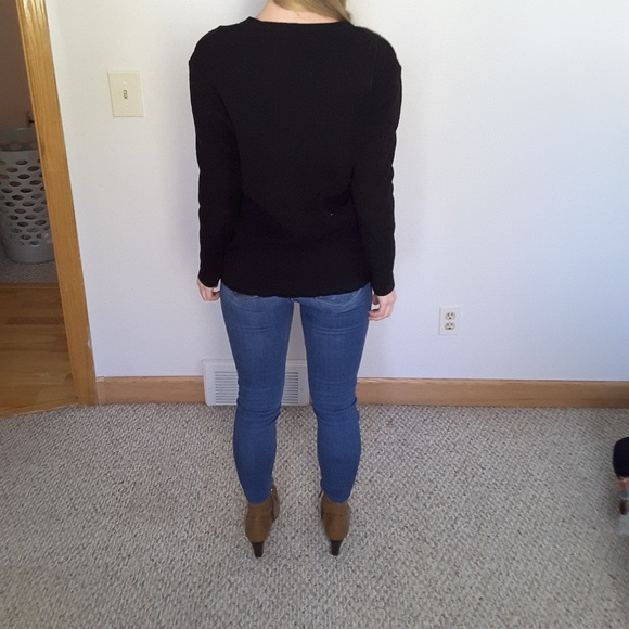 100% Wool Sweater - Picture 3 of 6